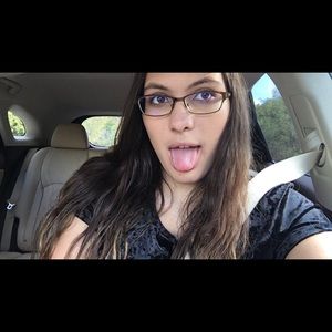 Meet your Posher, Abigail